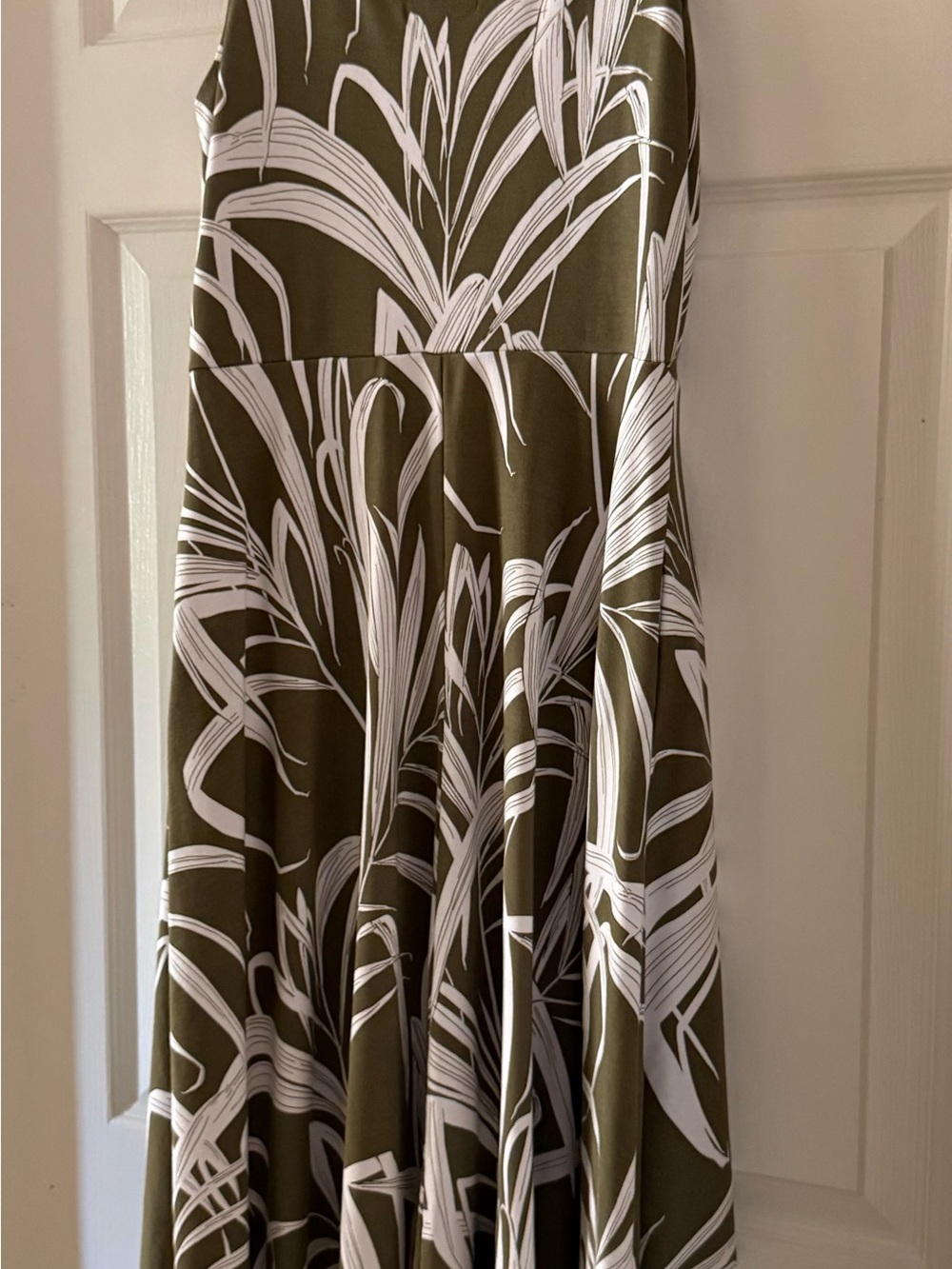 ALFANI Sleeveless Midi Dress Olive & White-Small (4/6) - Picture 2 of 10